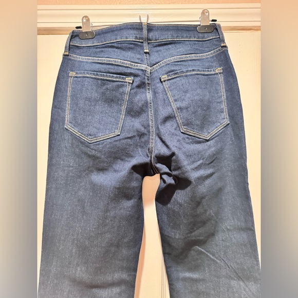 Old Navy High Rise Flare Jeans - Dark Wash - size 6 - Picture 6 of 8